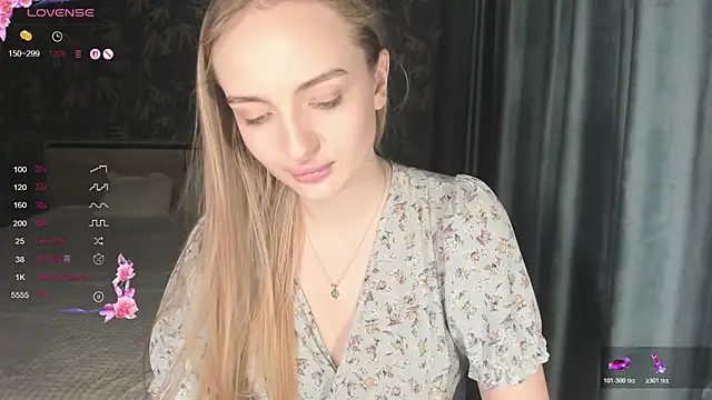 Chat +18 de A_delina ao vivo