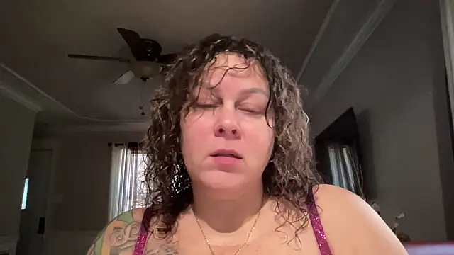 WorldsGreatestCockRaterのライブXXXチャット