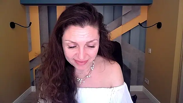 EllaLong 现场XXX聊天