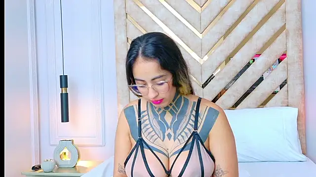 NicoleBlum লাইভ XXX চ্যাট