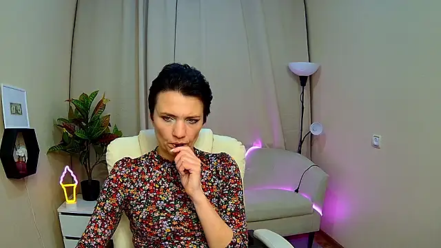 Chat XXX ao vivo de AvaSaturnian