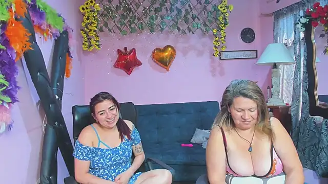 lesbiancuple 라이브 XXX 채팅