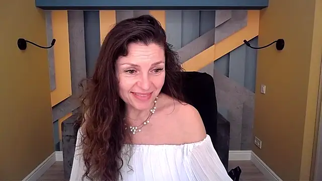 EllaLong Live XXX-chat