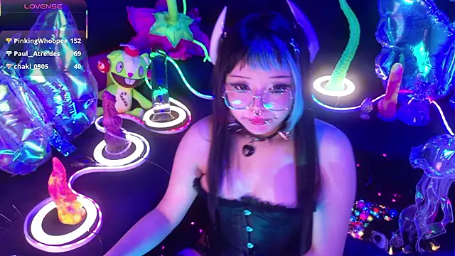 LaytonBox – Naživo XXX chat