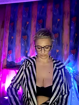 دردشة LunaBlaise الجنسية المباشرة