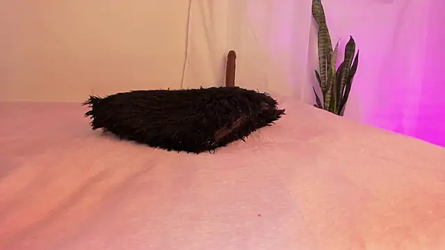 Chat XXX Live scarletmonroe_