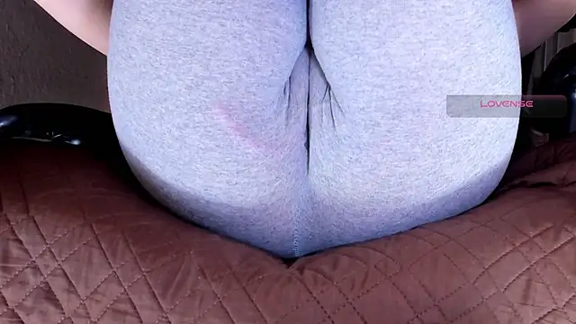 Cameltoe_squirt_inPants Live XXX Chat