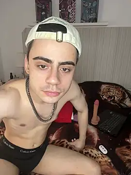 دردشة YourFavouriteTwink الجنسية المباشرة