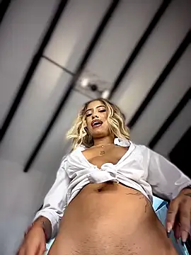 MystiqueXXX – Live XXX-chat