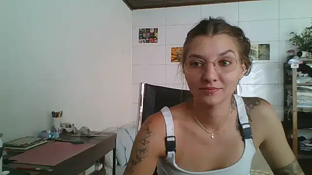 Chat XXX ao vivo de SweetyBabyDemon