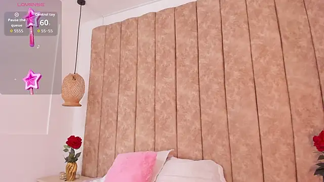 Pokazy przed kamerką – Katrina_baurii