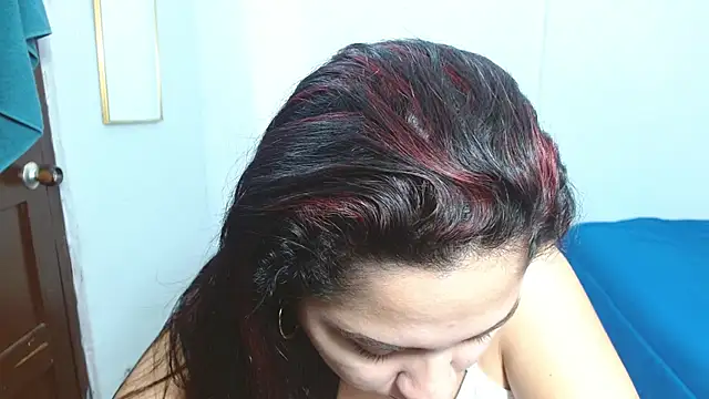 Thalian's Live XXX Chat