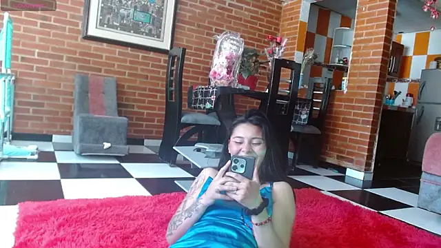 Lia_rouse04 Chat XXX in diretta