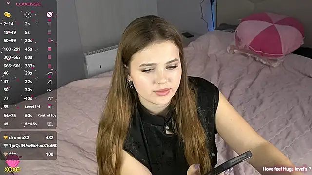 AfinaNights' Live XXX Chat