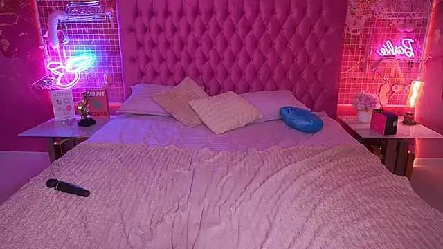 KimberlyWorld élő XXX-chatje