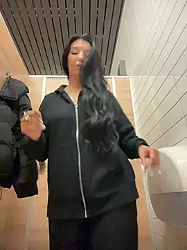 Czat XXX na żywo – Tisha_Busty