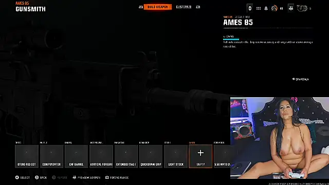 Pertunjukan Kamera Web Skyla_Santana