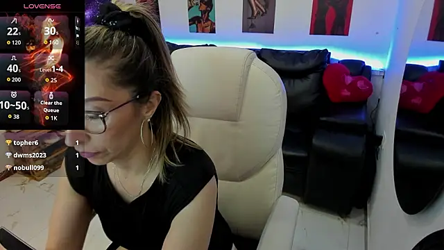 Chat XXX en directo de Scarlett_079