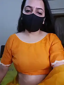 دردشة Crazysexycouple00 الجنسية المباشرة