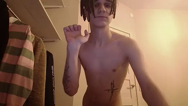 XXX chat uživo modela PeachTree