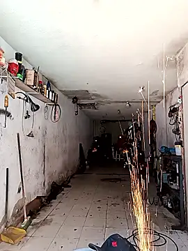 mosmar_20 – Naživo XXX chat