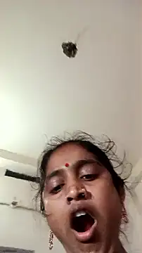 Guriya_0076's Live XXX Chat