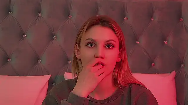 Онлайн чат XXX StacyEvances