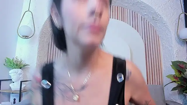 violet_scott_'s Live XXX Chat