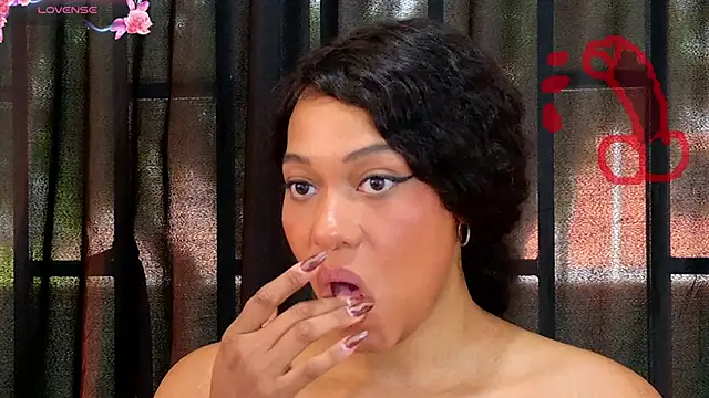 BLACK_ROSSE_1 élő XXX-chatje