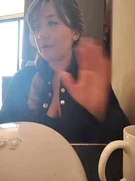 tata_sanz_ élő XXX-chatje