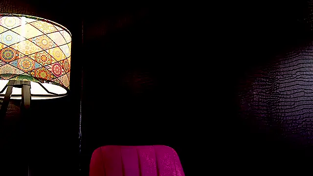 LeticiaReys 现场XXX聊天