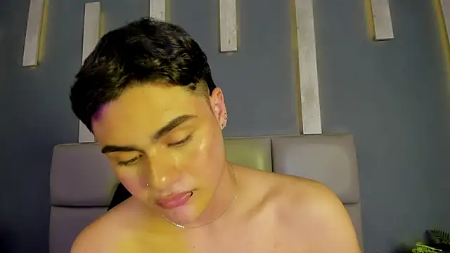 Pokazy przed kamerką – JOEYMIILLS