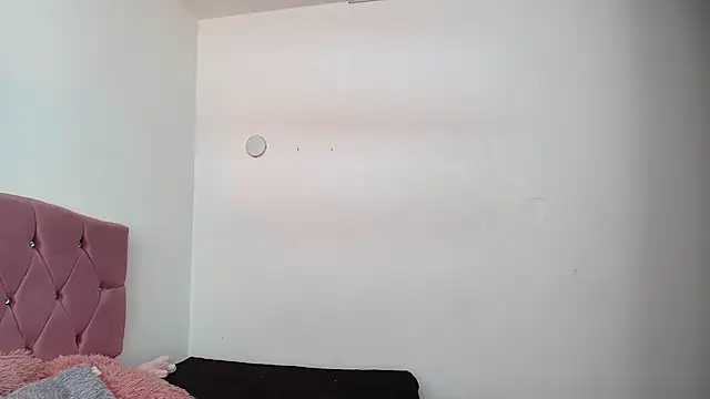 Chat XXX ao vivo de Kalyra_17