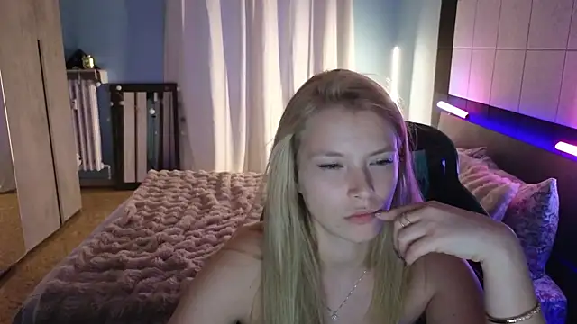 AnastasiaAniess Adlı Modelin Canlı XXX Sohbeti