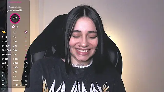 val_bardot: онлайн-секс-чат