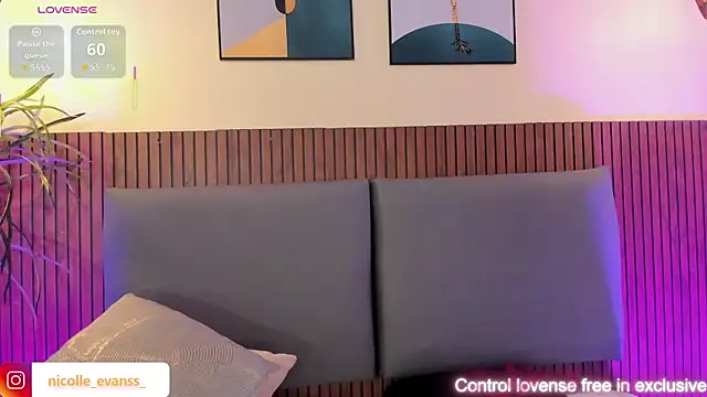 Chat XXX ao vivo de NicolleeEvanss