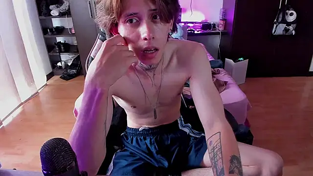 Chatroom XXX en direct de xIce_Boy