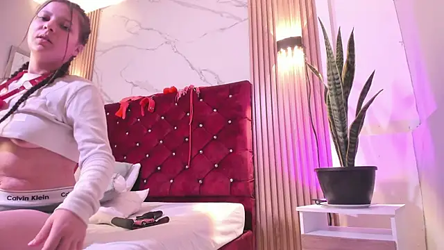 Chat +18 de Danna-Rouse ao vivo