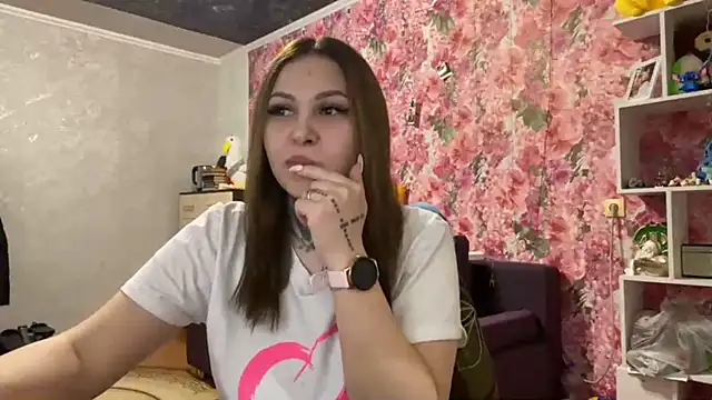 TraciBallena élő XXX-chatje