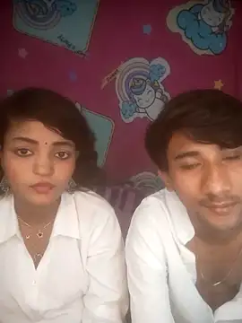 Pokazy przed kamerką – Freakingromance