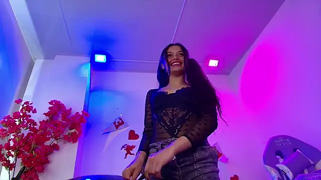 Czat XXX na żywo – Maddie_T18