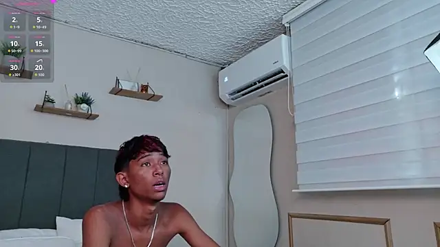 Show Webcam de Little_Twink19x