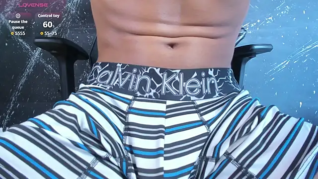 Show modela DylanRoyce_ na web-kameri