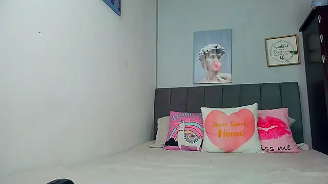 naughtyloverssn Live XXX chat