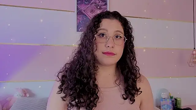 Charlotte__MillerのライブXXXチャット