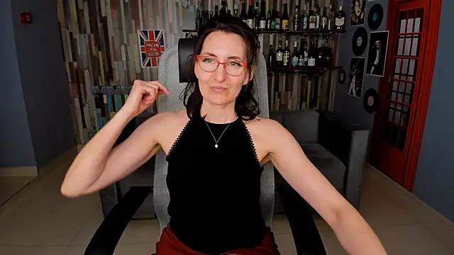 UnaTerra Adlı Modelin Canlı XXX Sohbeti