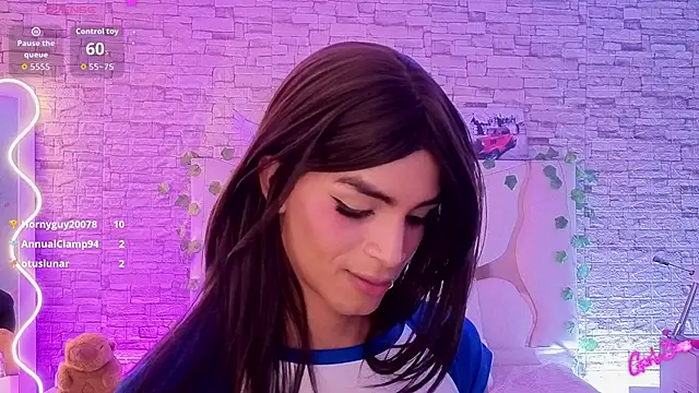 LIHIAN_TAY: απευθείας συνομιλία ΧΧΧ