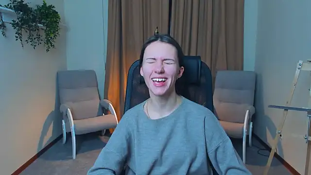 MeganLenoirのライブXXXチャット