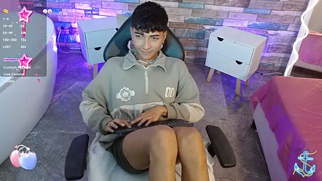 Chat XXX en directo de osamu_tay