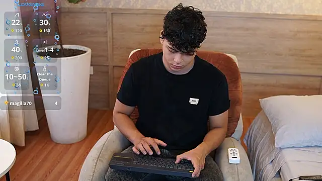 Ethan_occonor: онлайн-секс-чат